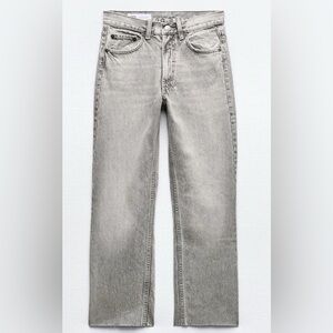 Zara Women's Straight Jeans in Light Gray